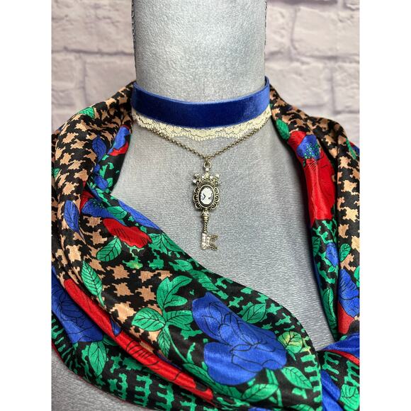 Handmade Victorian Style Skeleton Key and Royal Blue Velvet Choker Necklace - Picture 1 of 6